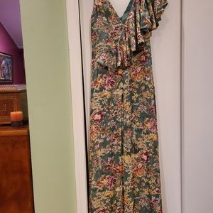 Asymmetrical ruffle printed dress with slit to hip